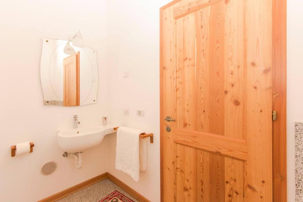 Lovely Apt In Pinzolo Val Rendena 7 外观 照片